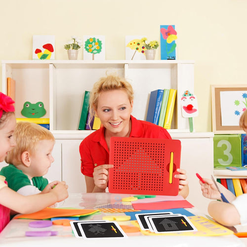 Montessori Magnetna Tabla za Crtanje